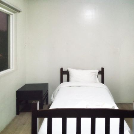 White Knight Hotel Saint Anne Manila Kültér fotó