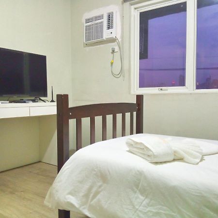 White Knight Hotel Saint Anne Manila Kültér fotó