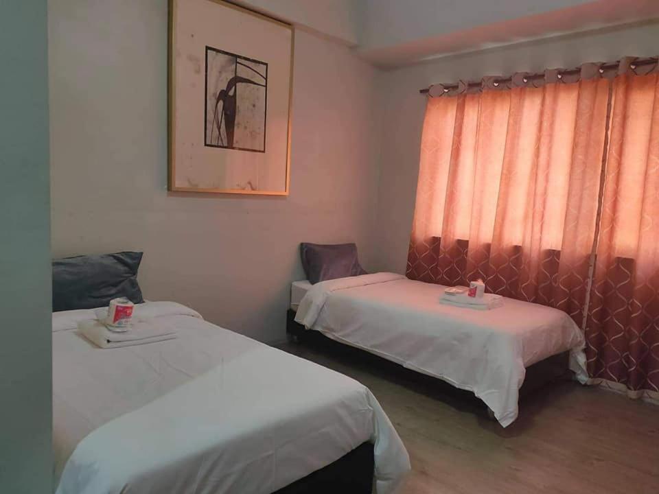 White Knight Hotel Saint Anne Manila Kültér fotó