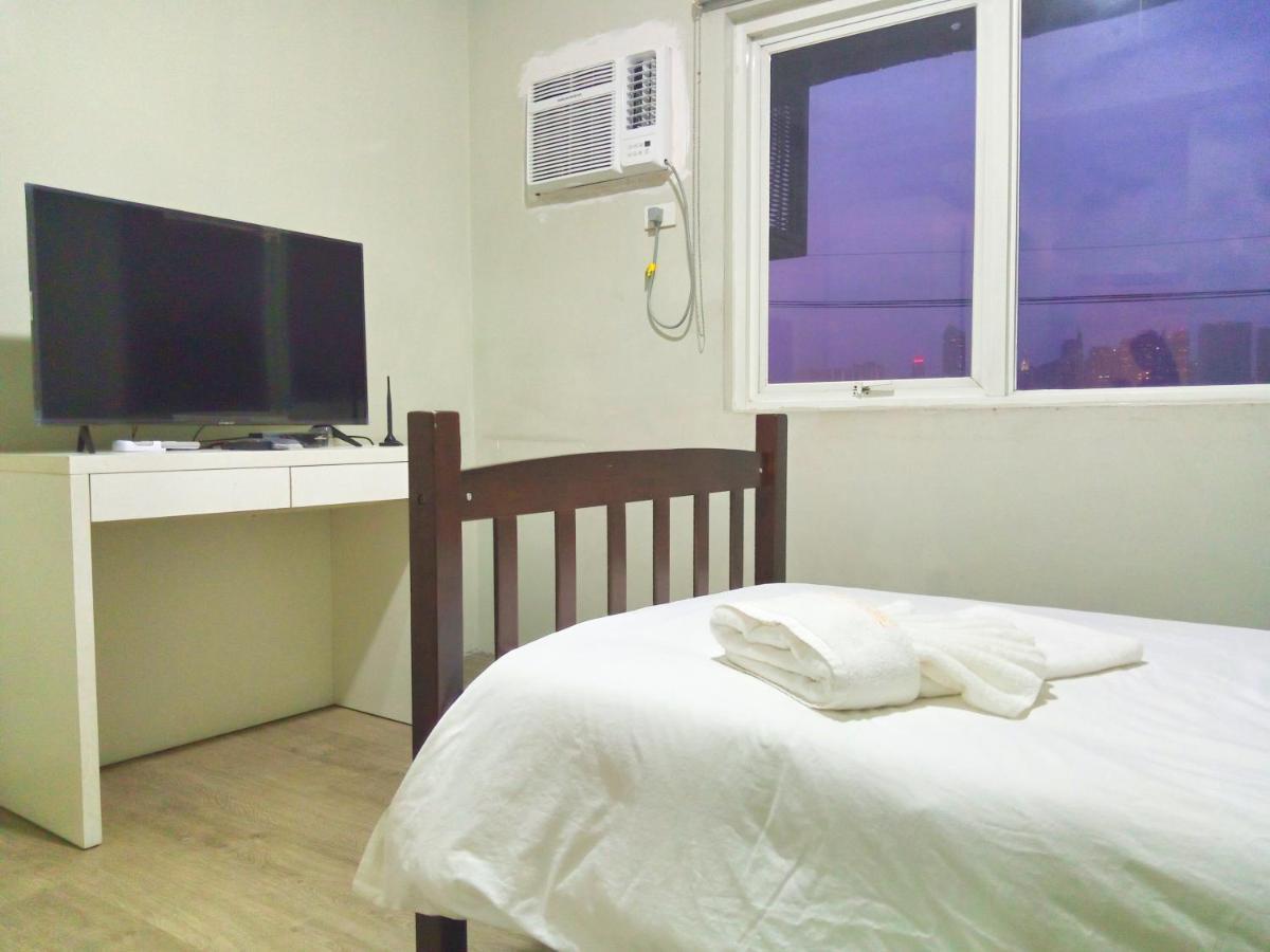 White Knight Hotel Saint Anne Manila Kültér fotó